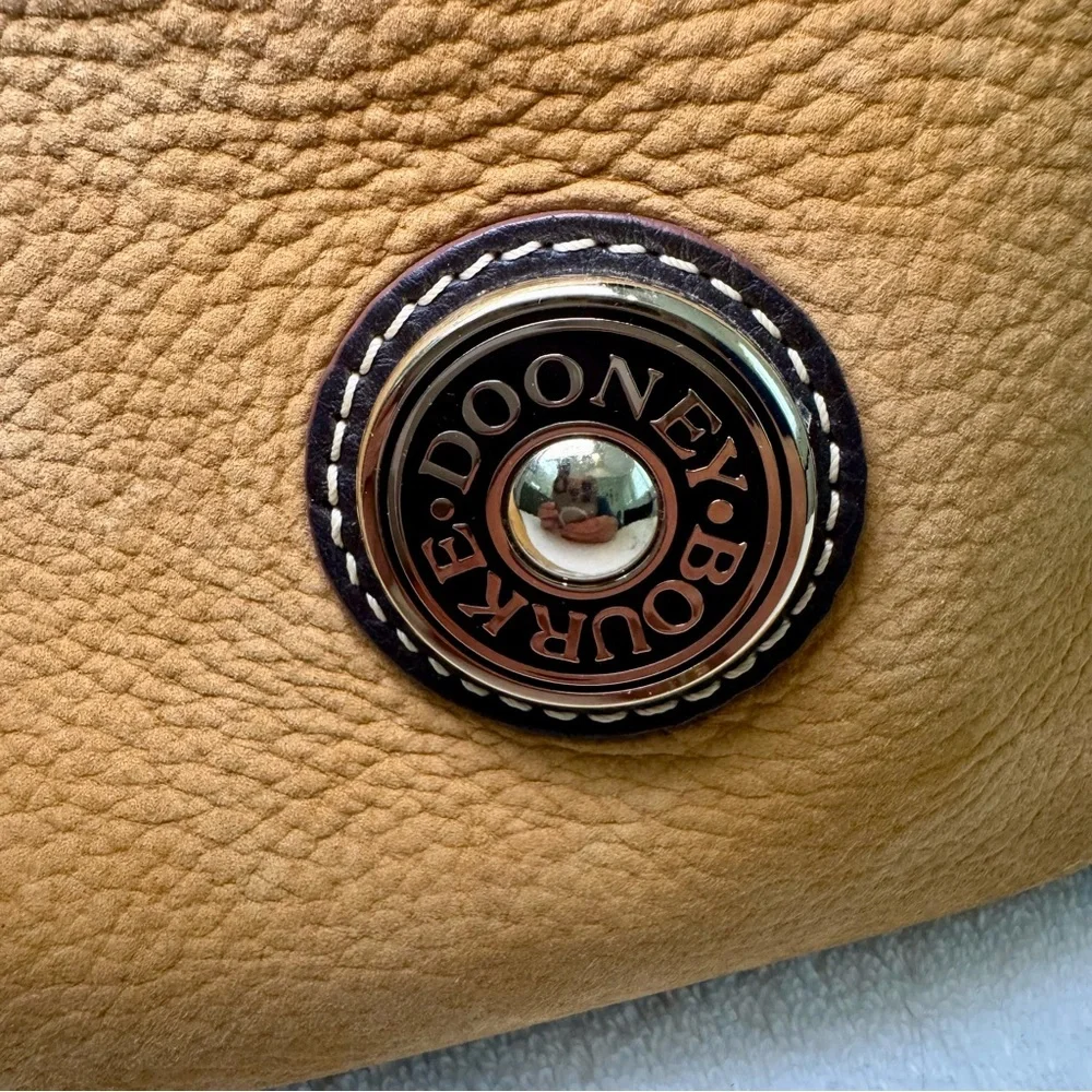 Dooney & Bourke stunning vintage